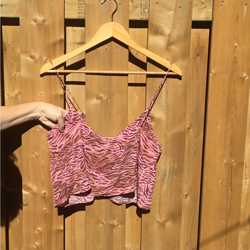 NWT Aritzia Little Moon Lover Camisole in Spring Pink/Truffle - Picture 10 of 12